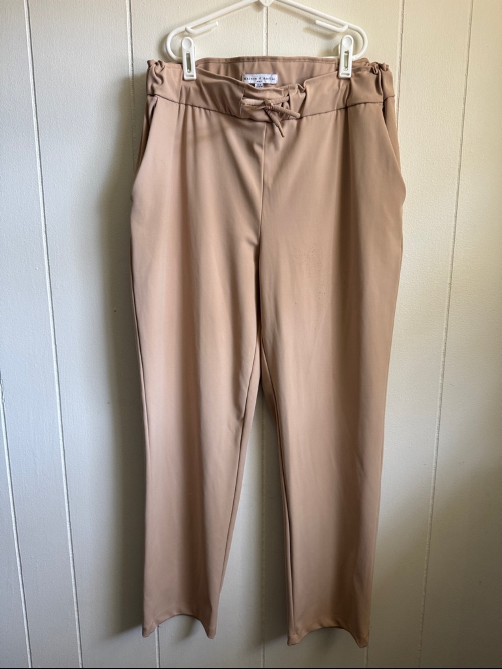 Maison D’Amelie Cropped Drawstring Pull-On Pants in Taupe